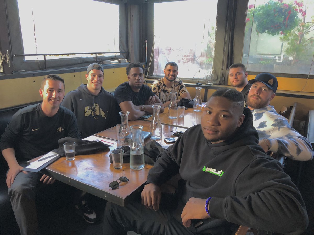 It’s a big day for recruiting but let’s not forget it’s also the start of summer conditioning... Good eats with the OLBs... a bigger and better season to come 😤📈🦬 #GoBuffs

<a href="/wells_16/">Carson Wells</a> @jlmway4L <a href="/JoshkaG/">Joshka Gustav</a> <a href="/Devingrantt/">devin grant</a> <a href="/17sackmangt/">Guy Nyon🍁🍁</a> <a href="/theblaynetoll/">Blayne Toll</a>