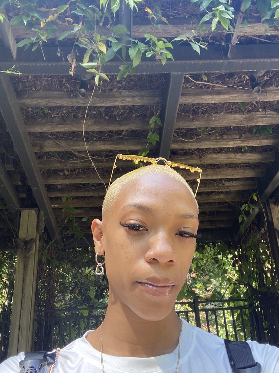 _chellybean__'s tweet image. yeah she bad but she good too ™️