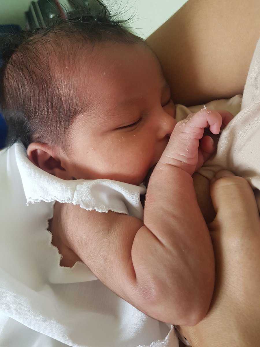 Se llama Victoria y durante un mes recibieron ella y su mamá esmerada atención en el Hospital Materno de #Camagüey.  Ya está de alta. #CubaSalva #DiaInternacionalDeLaInfancia <a href="/DiazCanelB/">Miguel Díaz-Canel Bermúdez</a> <a href="/DrRobertoMOjeda/">Dr. Roberto Morales Ojeda</a> <a href="/cadenagramonte/">Cadena Agramonte</a> <a href="/yusarys1995/">Yusarys</a> <a href="/GladysDailyn/">Comunicación #Camagüey 🇨🇺</a> <a href="/yamyle/">Yamylé Fernández</a>