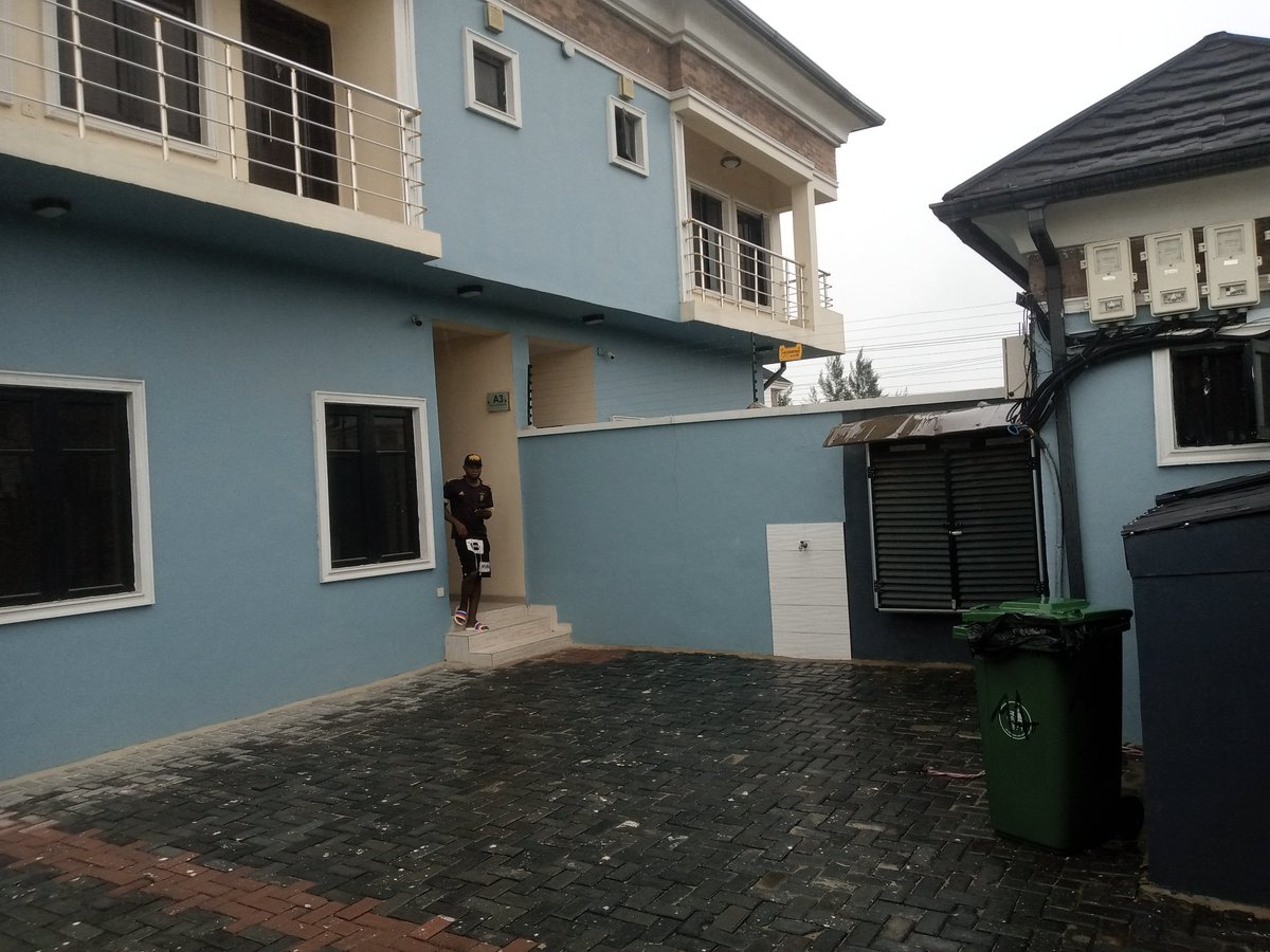 chinedufox's tweet photo. TO LET IN LEKKI
Call for more information = 08098498346 https://t.co/vT86Cdu2Nc