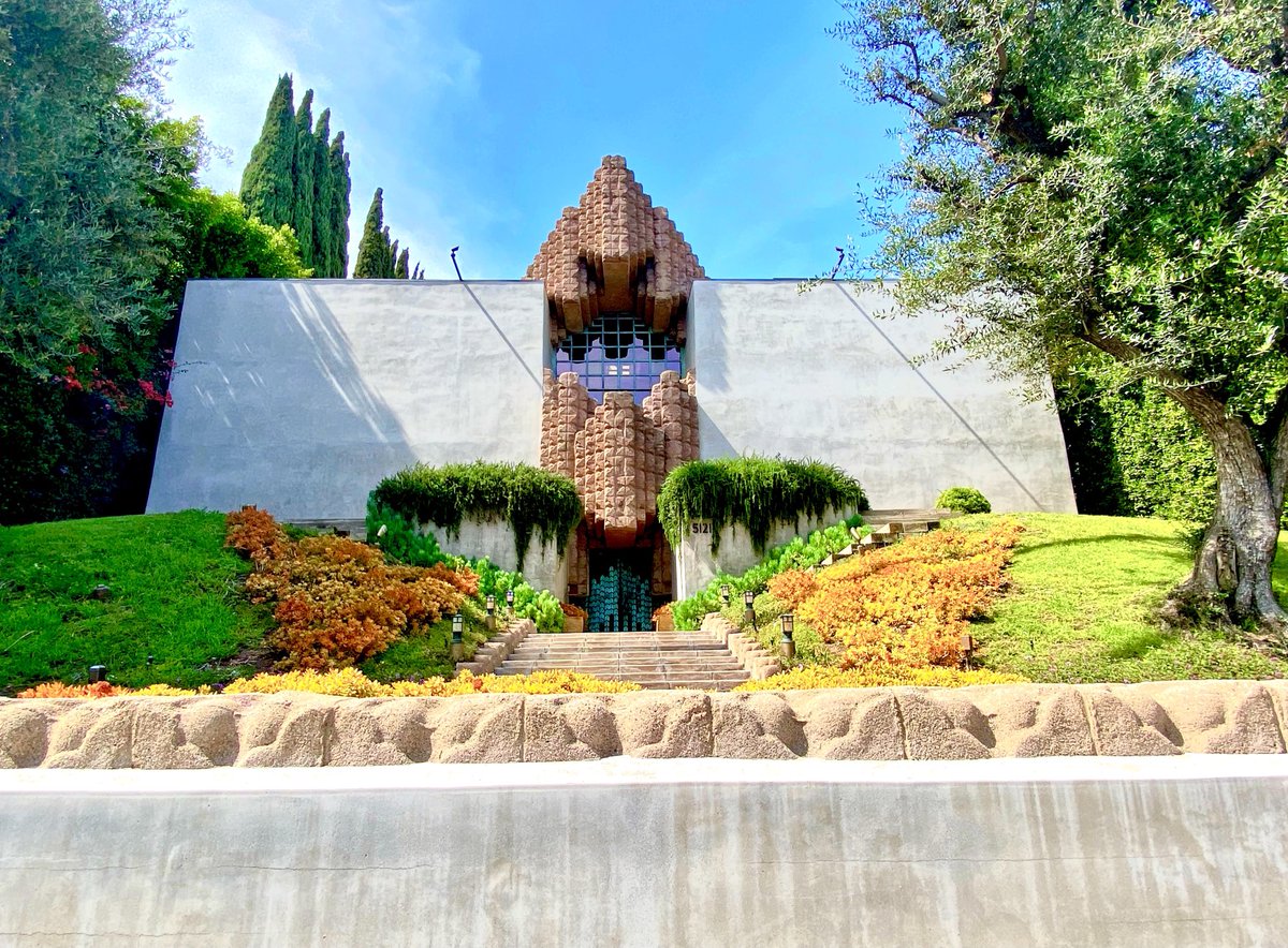 PamelaChelin's tweet image. John Sowden House

— the “Jaws House”

#LloydWright