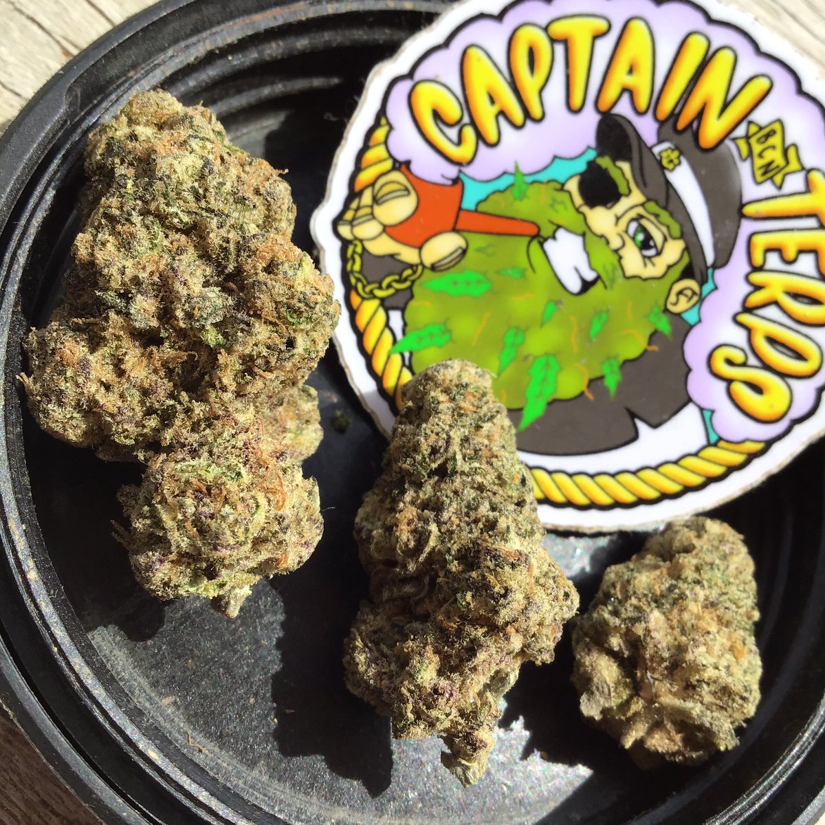 Freakys420's tweet photo. LA Kush Cake ! ๐งจ๐งจ๐งจ
Letโs get High ! ๐
#weedlife #smokeweed #cannabisclub #barcelonaweed #smokeweedeveryday #thc #deuwi #captainterps #lakushcake https://t.co/d12fjvbkhf