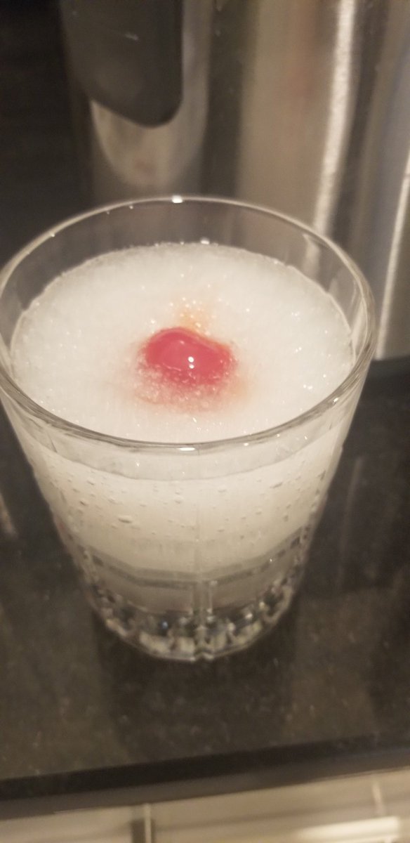 MrATLEagle2018's tweet photo. I saw this post and decided I was going to make the "Moogle-rita," and it turned out so good that I'm putting it here in my public account!

It's a cherry lime vodka margarita. Sweet, unusual, and ready to put you on your ass. #FFXIV https://t.co/MamgsLfAie