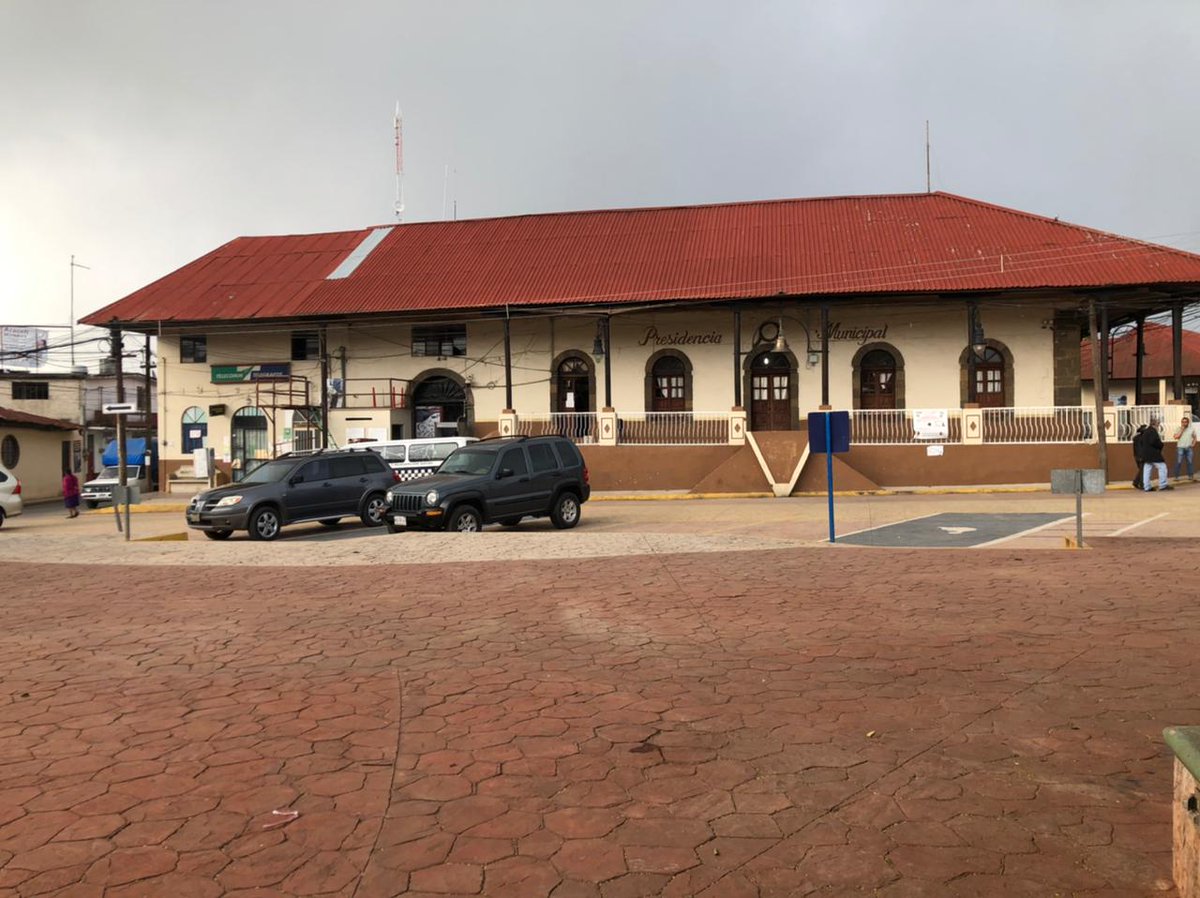 VoxPopuli

"¿Qué piensa del audio que circuló la semana pasada del ayuntamiento de Huayacocotla?"

Escucha la opinión de la gente en nuestro editorial Vox Populi a través de nuestra página web:

radiohuaya.iberopuebla.mx/vox-populi/