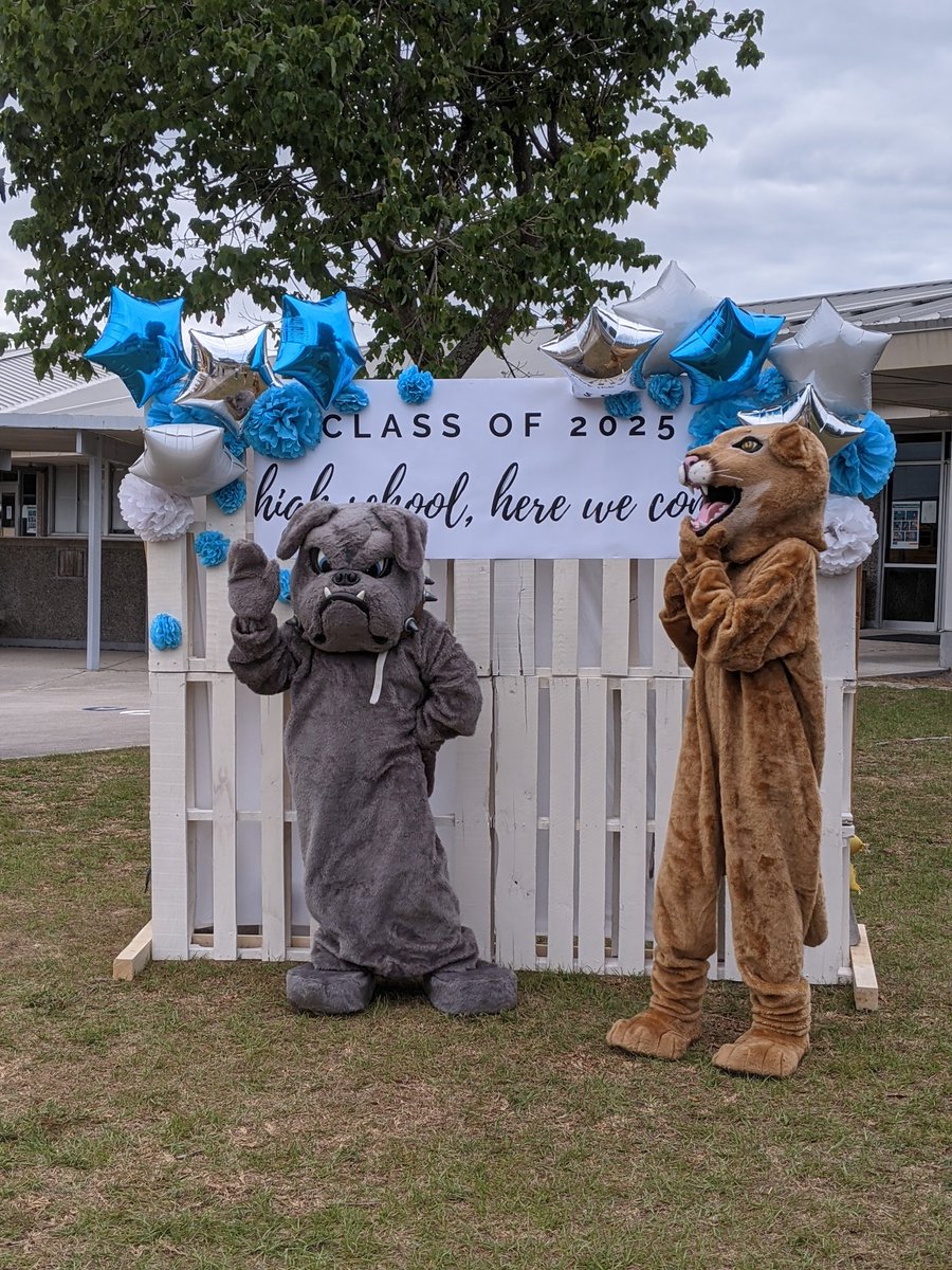 A day full of fun!  6th grade celebration followed by the 8th grade drive-thru celebration!  <a href="/TheCreekBCMS/">TheCreekBCMS</a>