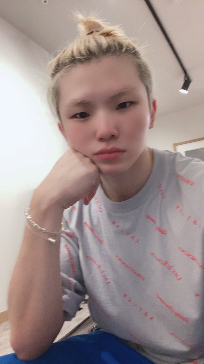 Legendary Selcas tweet media