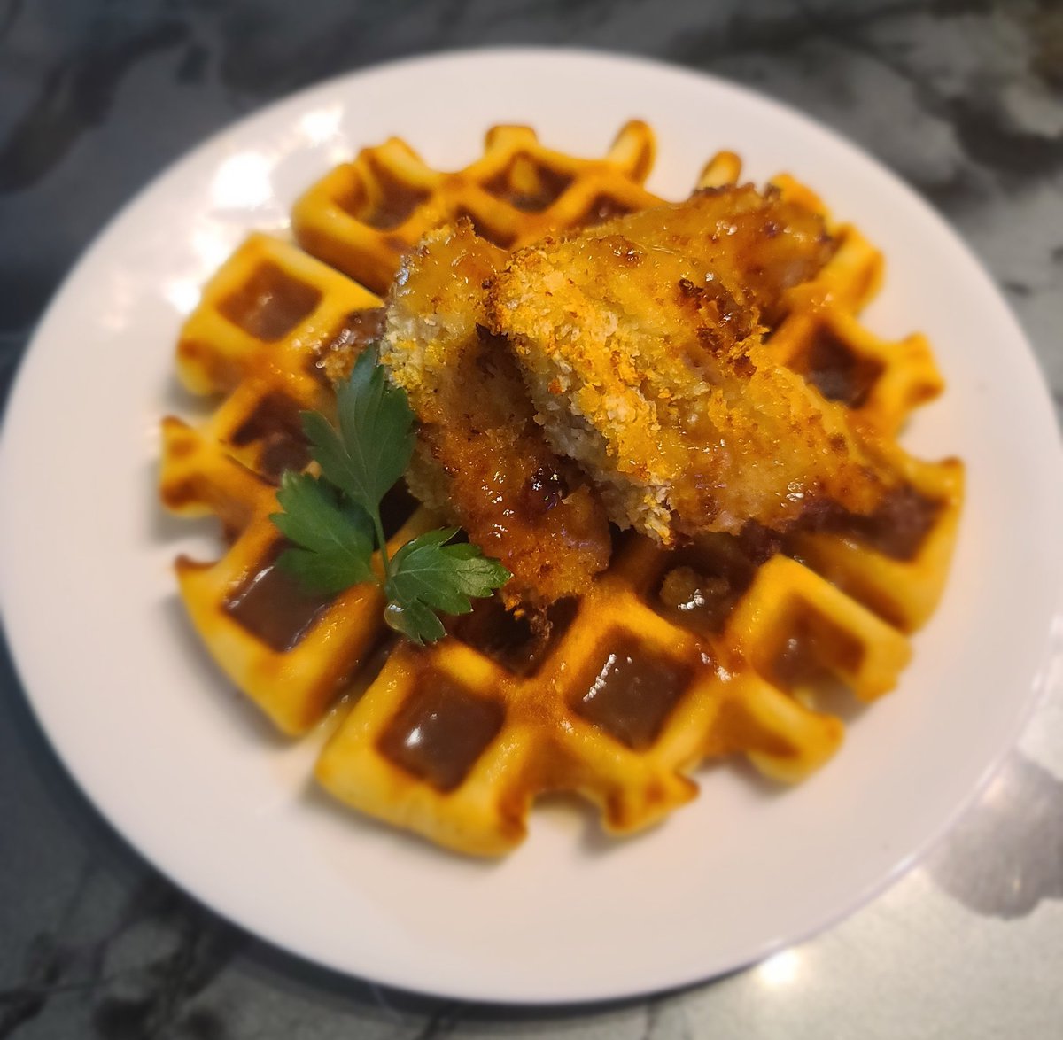 Ferdinandthepi1's tweet photo. Tonight - from #chefemily's kitchen - homemade chicken and waffles with a bacon and maple syrup gravy.
Yes I am available for wifing up please fill out an application. https://t.co/Rzl42zzk0J