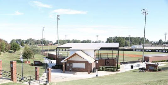 HoustonWedgewo1's tweet photo. I am very excited to announce my commitment to East Central Community College to further my academic and baseball career. I’m very grateful for this opportunity and to be a Warrior! @ECCCBaseball @Cdalebaseball @Spikes2022 @goldenspikesbc https://t.co/fHQiF6AMdr