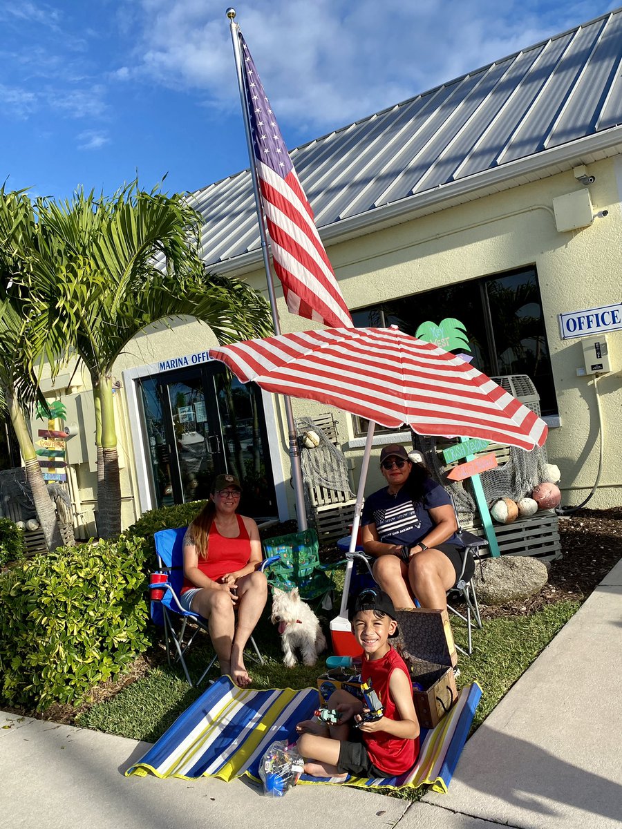 HarbortownMarin's tweet photo. We’re having a great time at Harbortown Marina - Canaveral and Hawksbill Bar and Grill tonight!  The band and crew from @yachtstops has pulled in to put on a concert from their floating stage!  Yacht Stops is a new reality show coming to Amazon @PrimeVideo this summer!#YachtStops https://t.co/PRwxo1NF4b