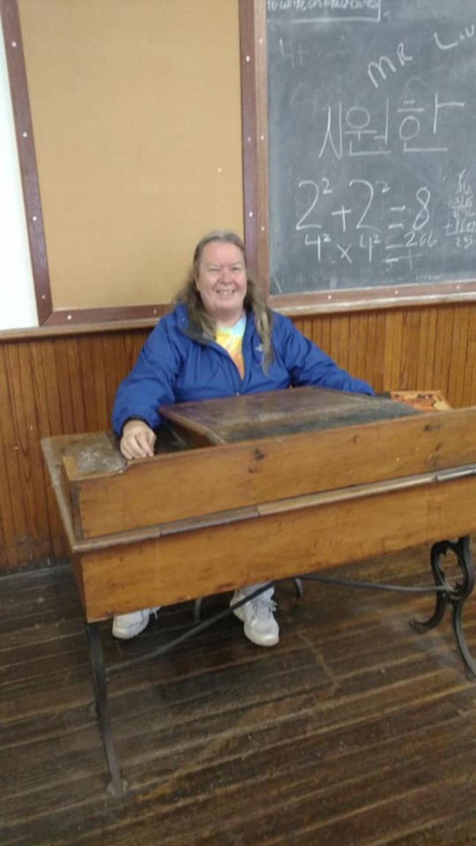 rustytigger's tweet photo. Meet my "Everyday Hero" as I celebrate with Margaritaville to honor our Educators. Help me share about my hero! https://t.co/5SEFMIs1kg @Margaritaville https://t.co/53iN9WeM1b