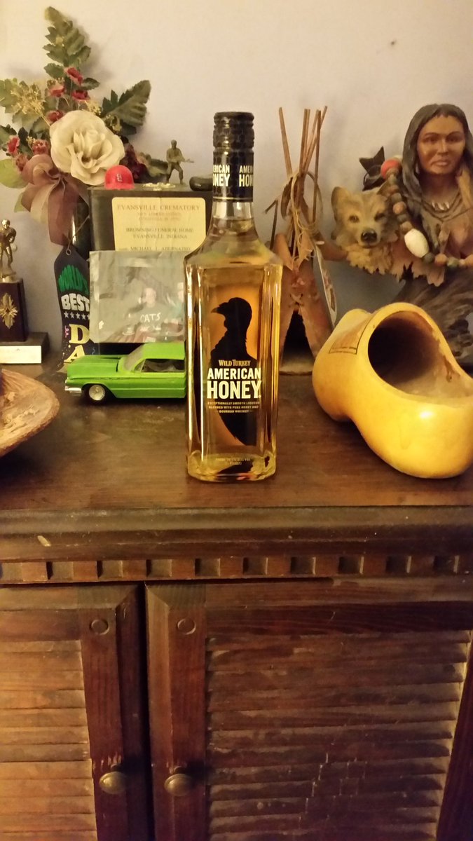 SpoogyMcQ's tweet photo. @Win_Slow1 Here's to you Brother!
Cheers! 🍻 Hope all is well! https://t.co/f015OFcaSt