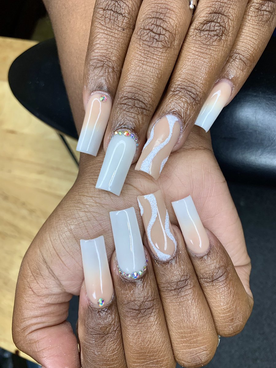 nailninja1's tweet photo. Nude sets are a go to🤩 https://t.co/oeCLliUizl