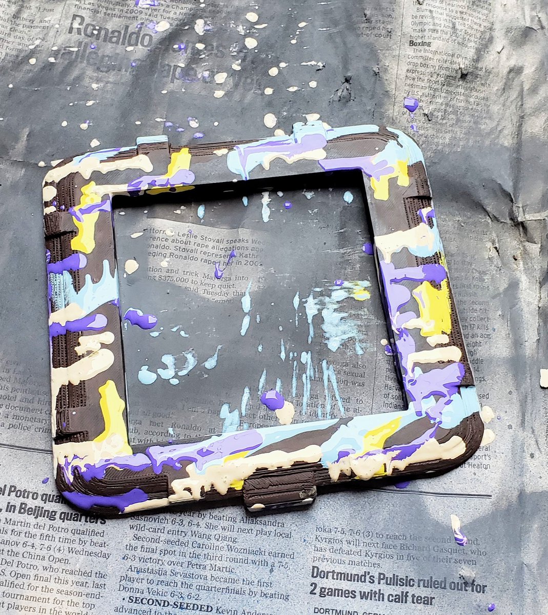 TheAggroMagnet's tweet image. Sensory toy for matching shapes, numbers and\or colors.
I 3D printed out a box with an open frame top and tiles in different shapes and numbers.
The background infinitely changeable, dependent on your creativity and the skill level of your child. 
#snapmaking #GiftsForKids