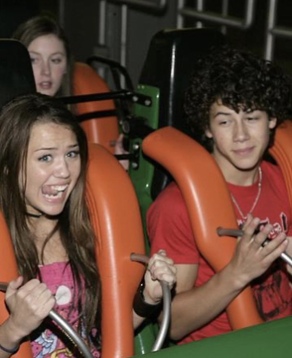 NOTmileyray's tweet photo. It was fun when we were young and now we’re older
Those days when we were broke in California 
We were up and down and barely made it over
But I’d go back and ride that rollercoaster
With you <3 https://t.co/9kThYnkXuz