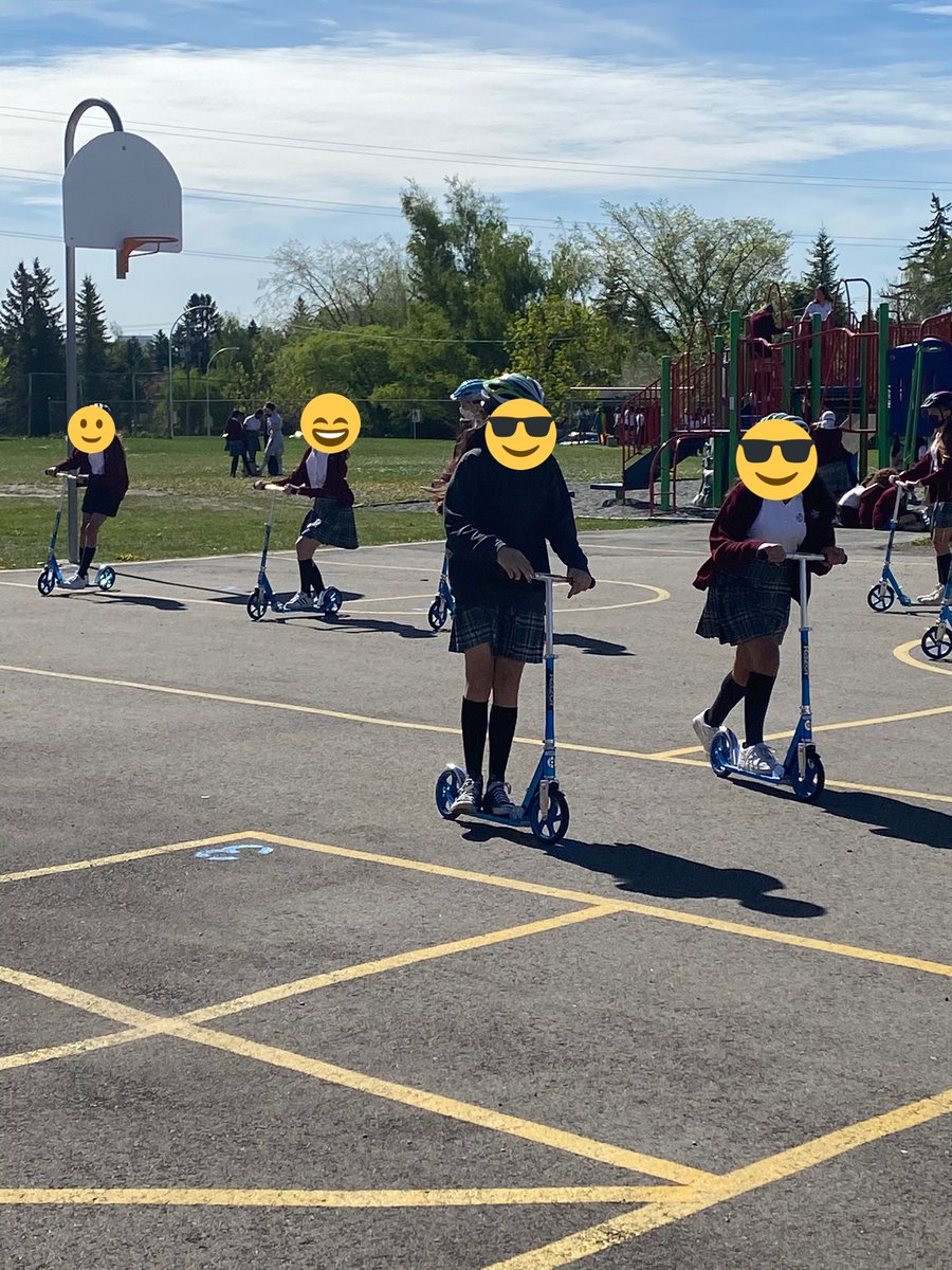 pickmcnic's tweet image. #Wheelweek continues @CalGirlsSchool. It was hot today but we took some time to relax in the shade too. #neighborhoodadventures #leisure #getoutside