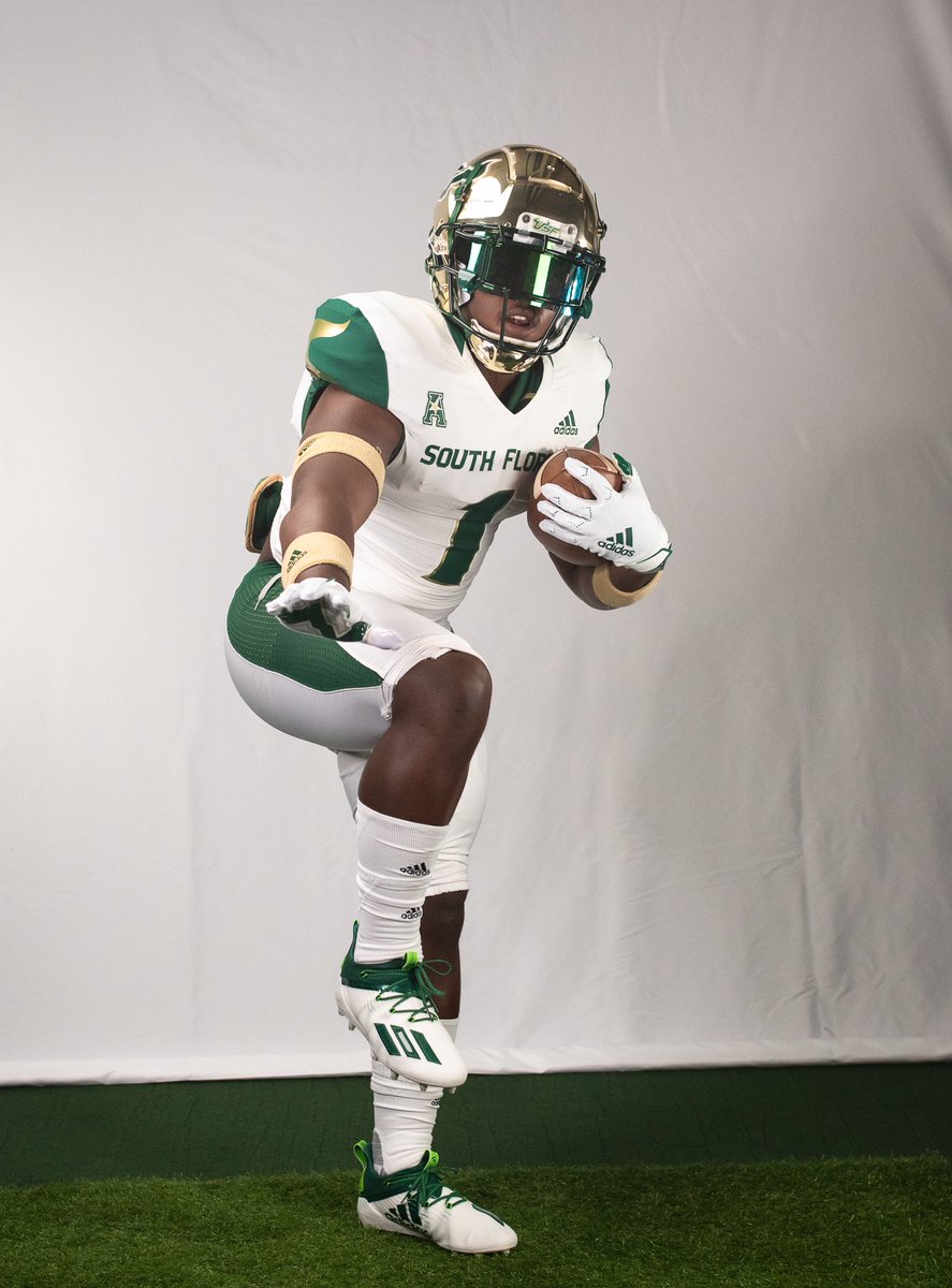 officiallyyjay1's tweet photo. Brought that 863 to the Bay ✌🏾🏝#PolkWay2TampaBay 🤷🏾‍♂️.! https://t.co/EnsrcdzyYT