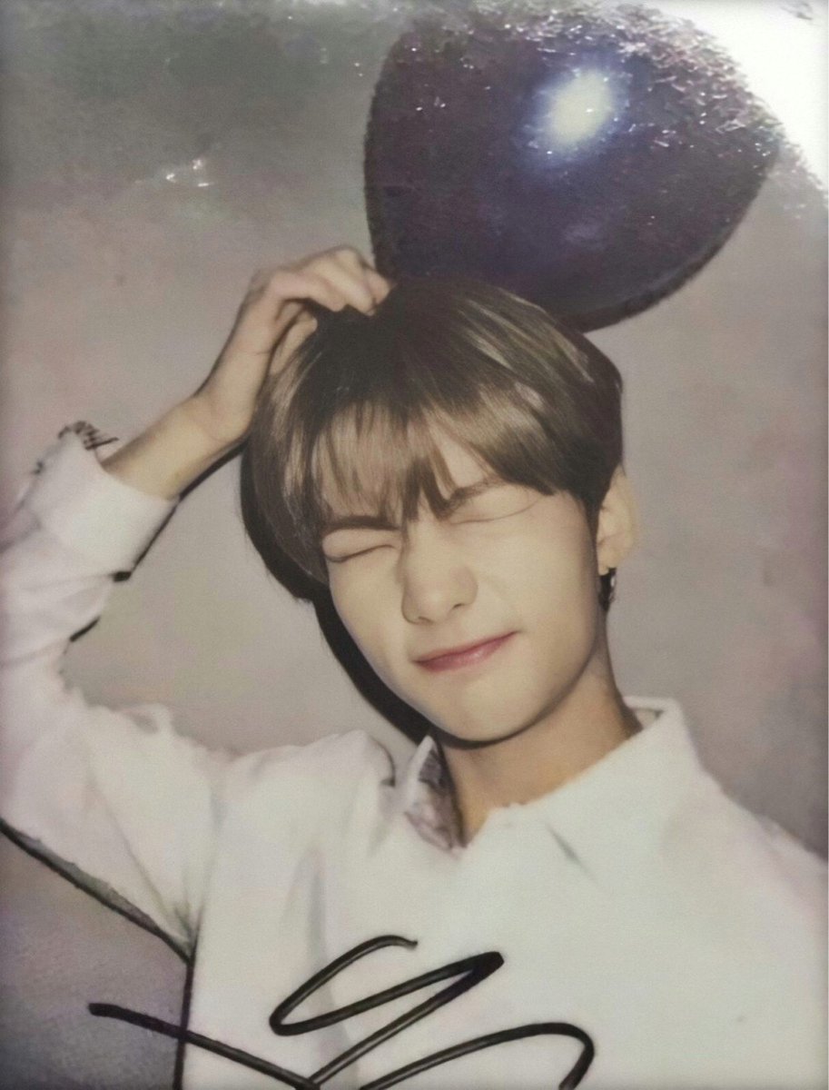 스키즈 (@skijhour) on Twitter photo 