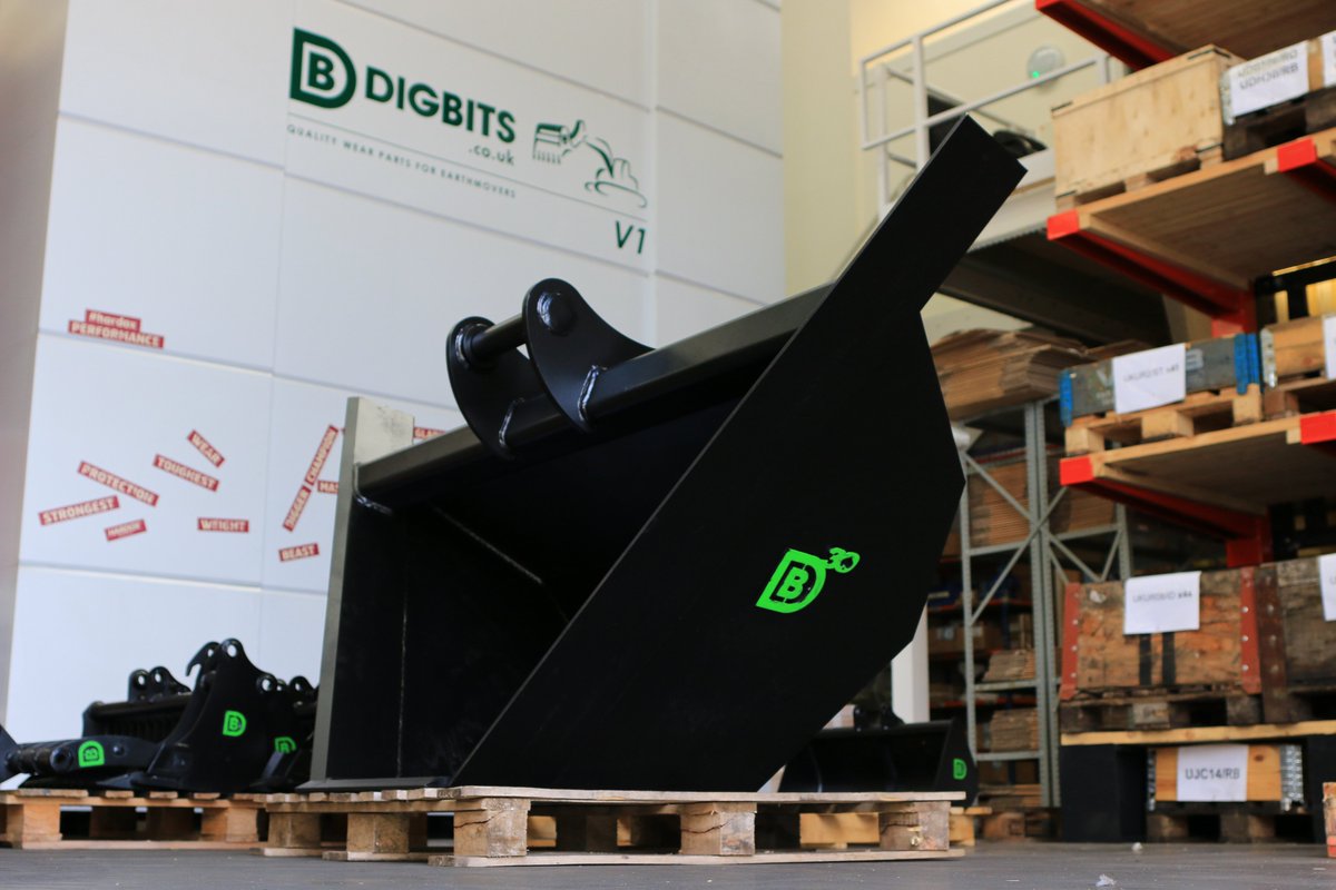 DIG_BITS's tweet photo. Like a Stealth Bomber waiting in an aircraft hanger, a V-Ditching bucket, waiting for takeoff and it's first mission.
https://t.co/A7NfGxCeTD
#VDitcher #ExcavatorBuckets #Ditching #Drainage #UKmfg #ManufacturingUK https://t.co/M61qfBJIDj