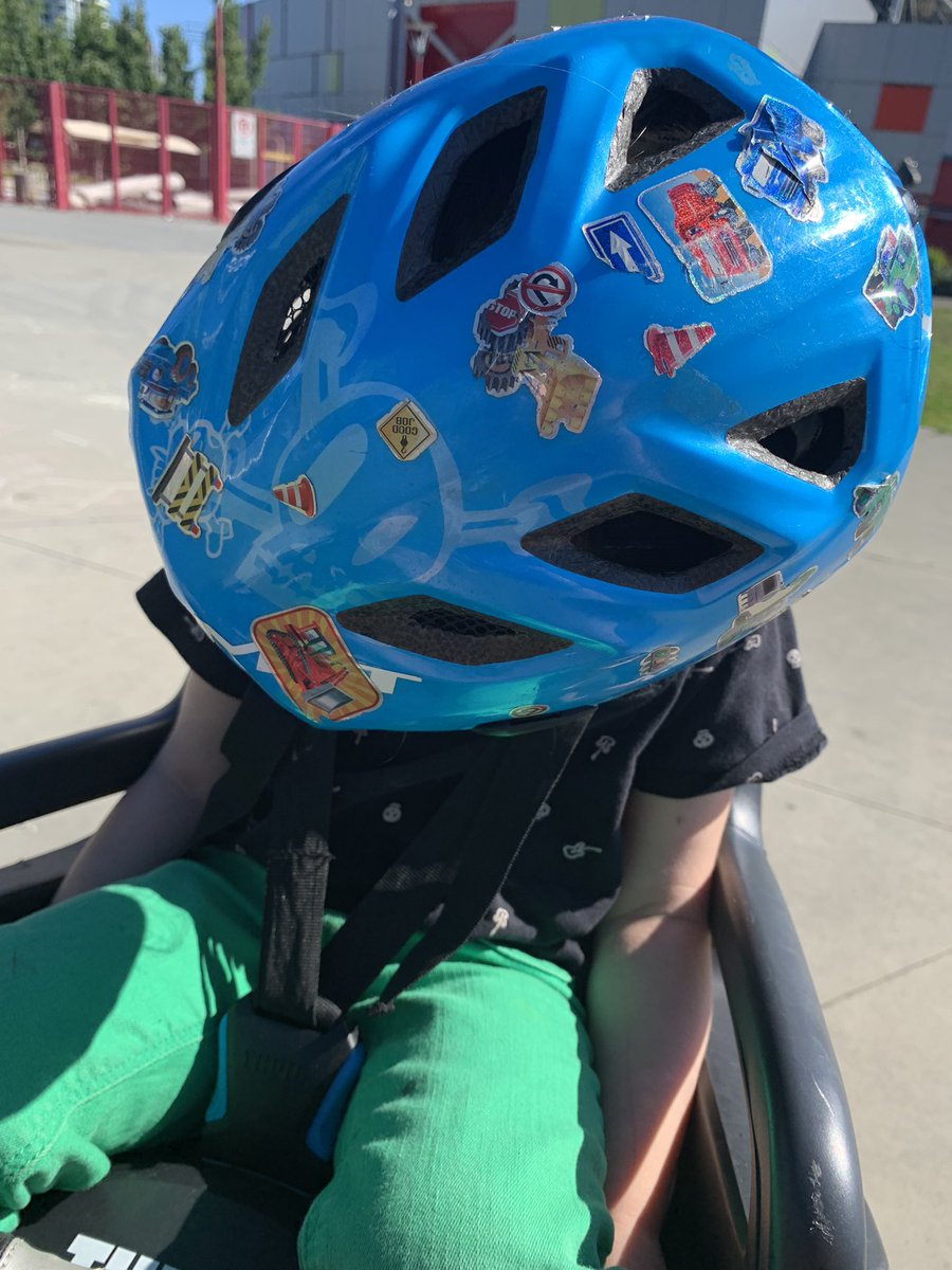 TriVanJD's tweet image. Any tricks to prevent sore necks? #GoByBikeWeek2021