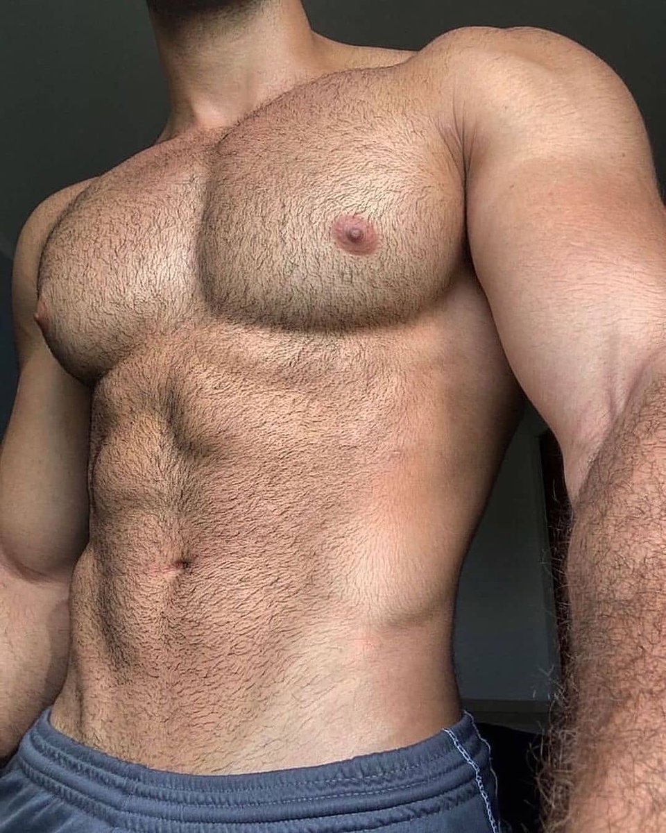 HFitguys's tweet photo. https://t.co/4odoqOHMIs
#modamasculinastyle #fashionmens #mensstreetstyle #lifestyle #blogueiro #codigoestilo #mensoutfits #homensestilosos #homenscomestilo #machomoda #photography #cabelomasculino #barba #lindo #barbeiro #brazil https://t.co/m3bjCJM04N