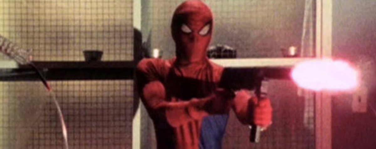 PokebloxG's tweet photo. @SpiderManMovie Can you confirm that this is a leaked No Way Home image? https://t.co/kCYFAoXWEV