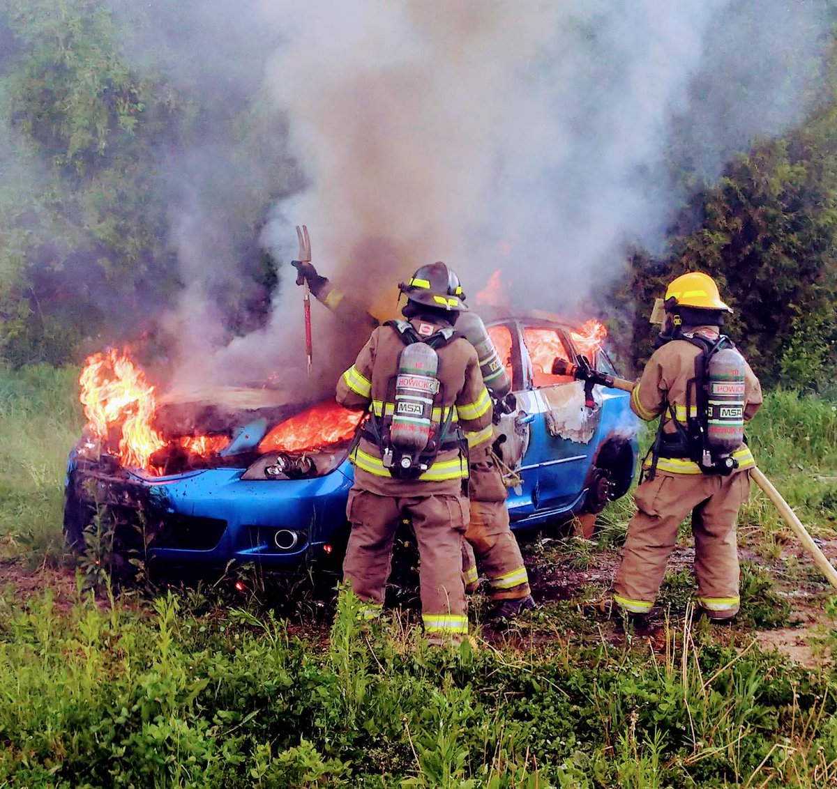 @HowickFire Recruit Class back at it again with vehicle fires 🔥 #instructor #nfpa1001 #professionalvolunteers 🚒