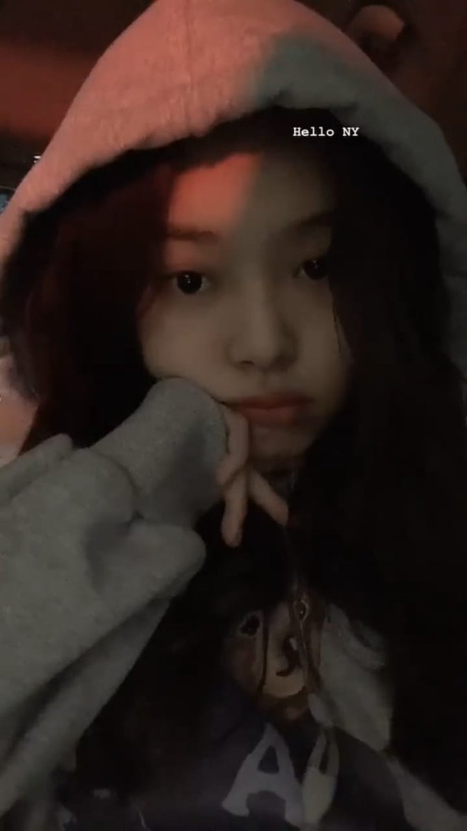 velycia queen xaviera tweet media