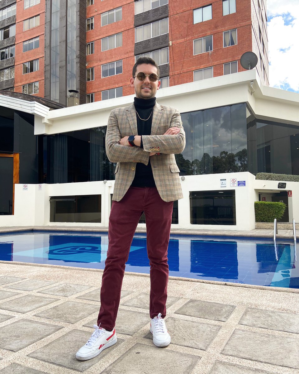 carlosherrerafx's tweet photo. APLICAR LO QUE APRENDES 🔥💪🏻

Esto es lo que diferencia a una persona exitosa de un sabelotodo sin resultados 🎩🎯

Todos los días aprende cosas nuevas y todos los días aplica lo aprendido 👊🏻🎉 https://t.co/kR770mrg3x