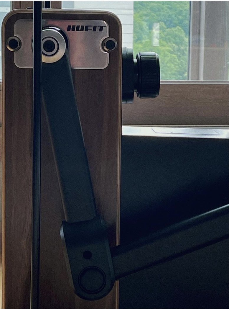 Phi_216's tweet photo. 210602 #Shinhwa #Eric IG
I received a new gift from #iRunner, whom I got to know since #LawOfTheJungle. I like the nice shape & its small size. But I don’t want to exercise right now. Thanku very much. I’ll use it well~ 💪
https://t.co/Pgz5kY3AqC
#EricMun #문정혁 #신화 #에릭 https://t.co/IOfmryze2j