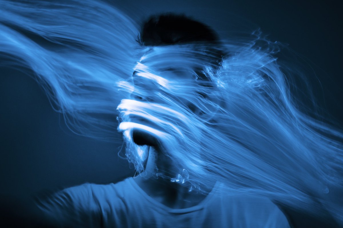 visualxlo's tweet photo. light painting https://t.co/P5yvwo6ty9