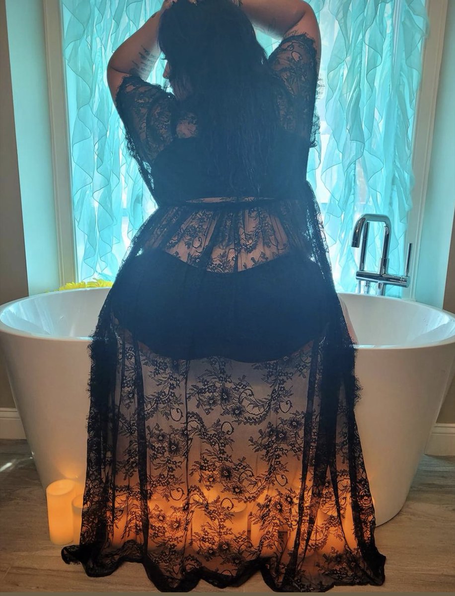 Raz0rbladekizz's tweet photo. Im slacking so hard on twitter! #beauty #plussizefashion #plussizeedition #sheingals @SHEIN_official #milkbathphotography #sexyandalmost40 https://t.co/zYgEBxhF20