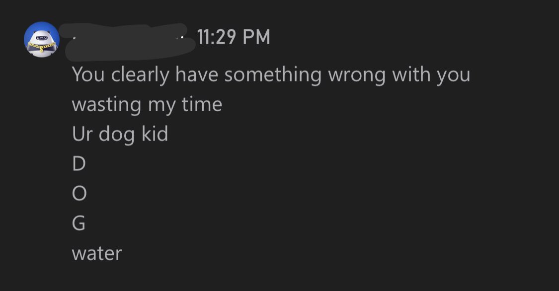 FifaMessages's tweet photo. Man bills hourly. Sometimes you just want to play out a 7-2 loss 😂😂😂 #toxic #dogwater #FIFA21 #fifamessages https://t.co/QWqknvBLvR