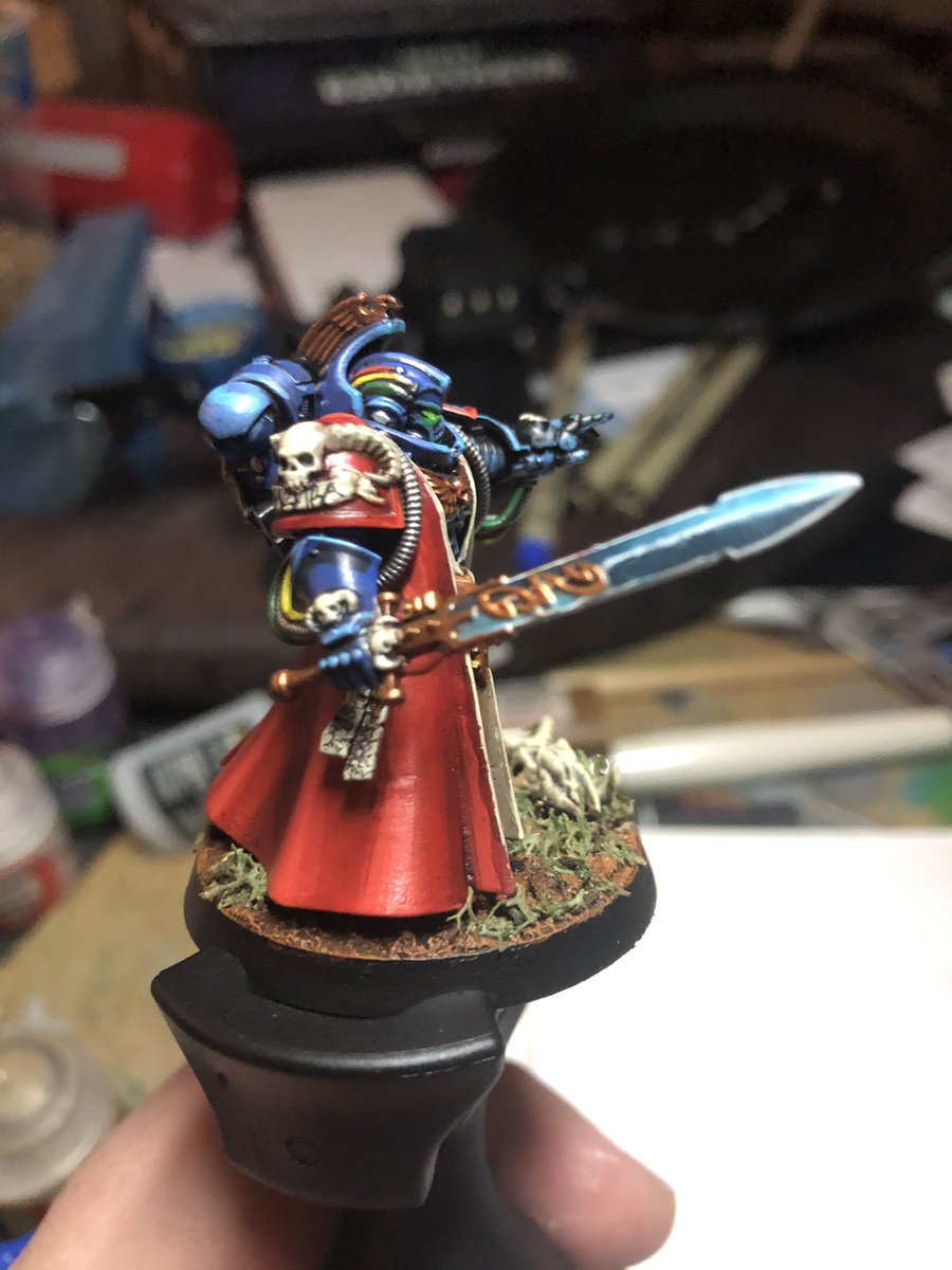 GeekzAnonymous's tweet photo. Angels Sanguine #Primaris #Librarian!!
#warhammer40k #wh40k #painthammer #PaintingWarhammer #miniaturepainting #miniatures #BloodAngels #Warmongers #AngelsSanguine https://t.co/o8COBmQAMi