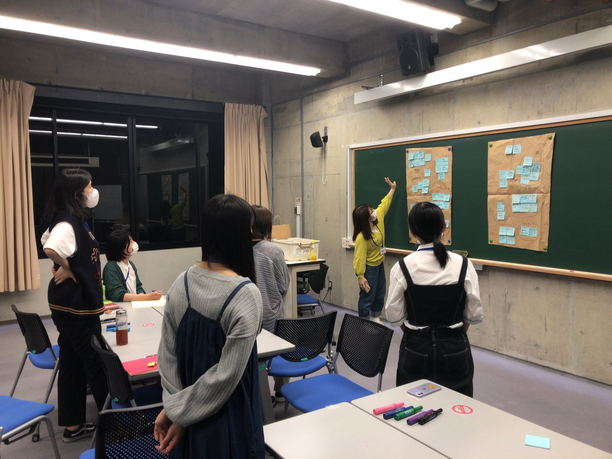 sociology_doing's tweet photo. こんにちは、DSです😊

5月28日に第2回目の本会議を行いました〜！
芸工祭に向けてみんなで話し合いをしています。今回は案出しをして、気になるキーワードをしぼっていきました_✍

6月4日(金)に第3回本会議予定です！
行ってみたい、気になる！という方は是非ご連絡ください🙌 https://t.co/KIS3JULt8J