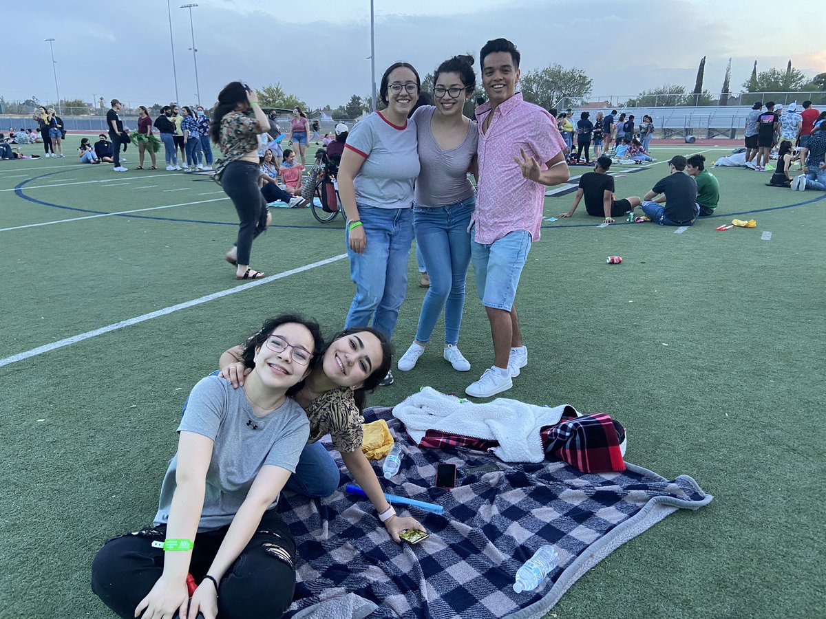 Montwood HS StuCo tweet media