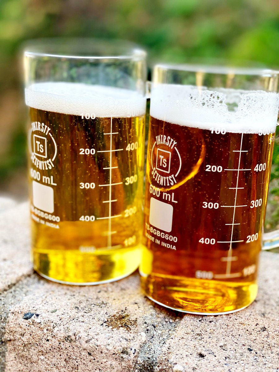 ThirstySci's tweet image. Here’s to a short week 🍻 
#ThinkThirsty 💡 #beer 

( Product 📸: Big-Thirst) 
*Please drink responsibly*