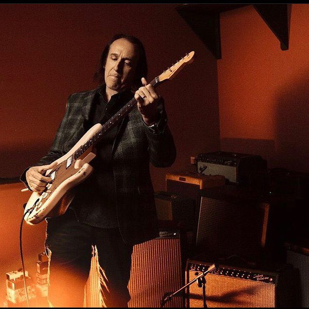 Happy Birthday to legendary guitarist Michael Landau 