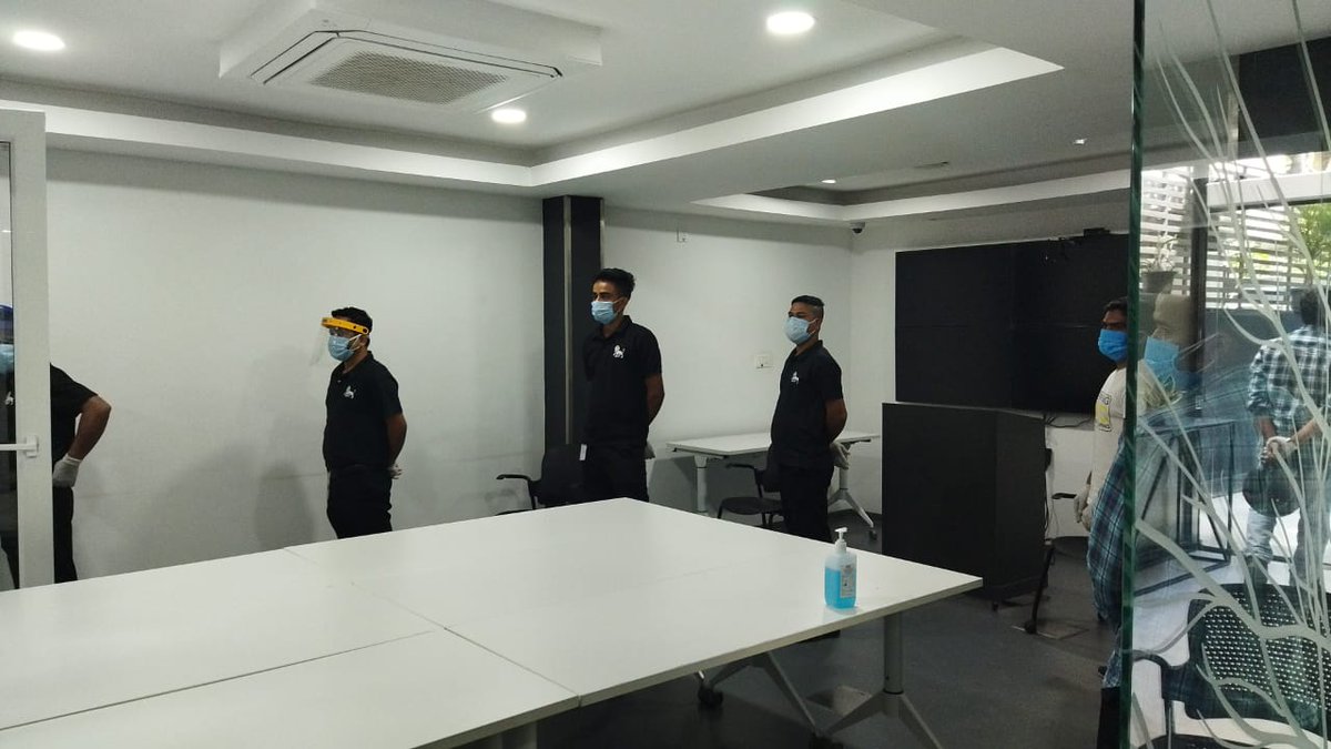 ArslanSrsIndia's tweet image. COVID Testing Drive at ARSLAN SRS INDIA COE, Bangalore on 2nd June 2021. 

#GlobalSecuritySolutions #covidtesting #COVIDVaccination 

&quot;Let&apos;s hope for better tomorrow&quot;