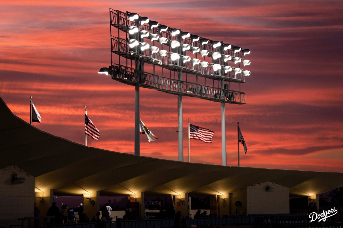 Los Angeles Dodgers tweet media