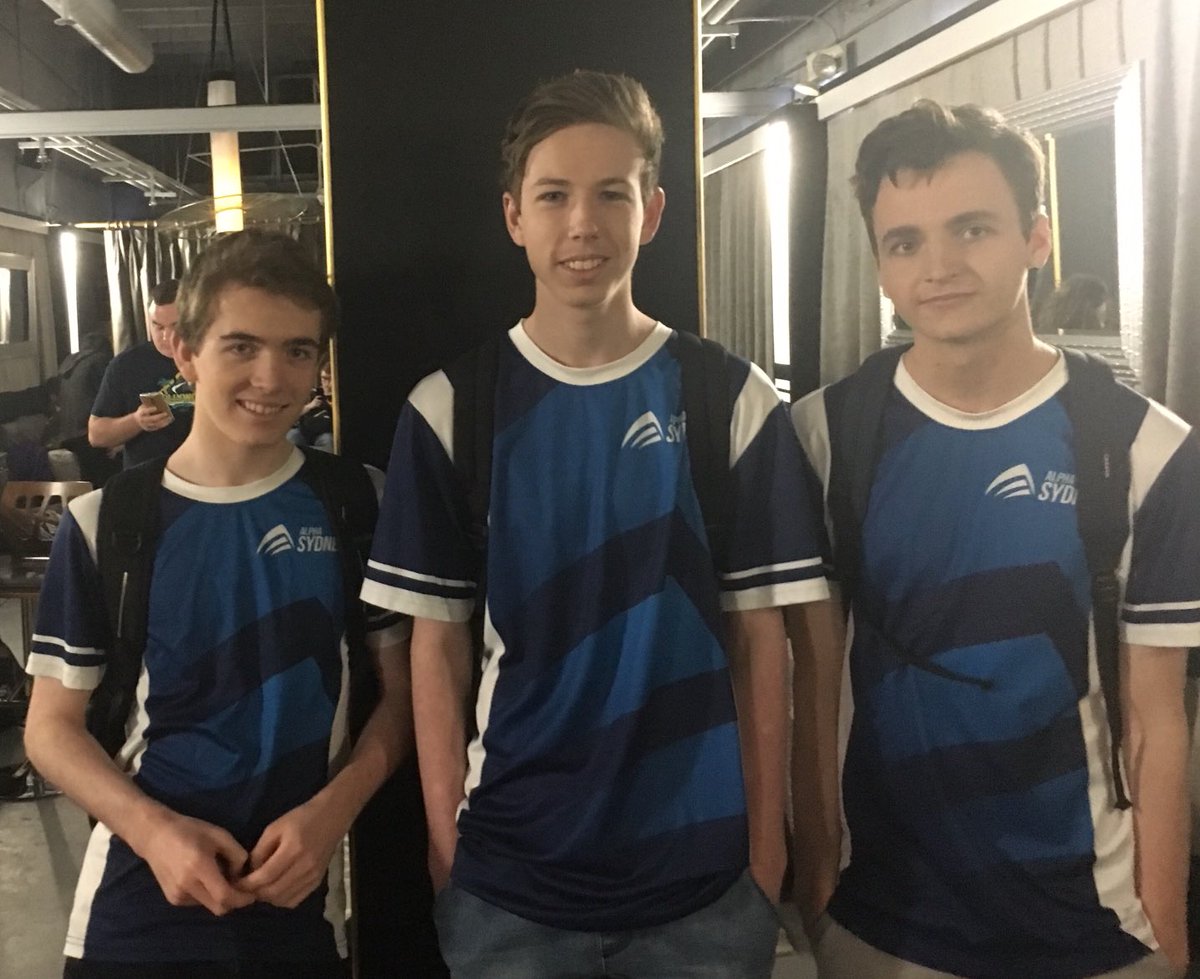 Can’t believe it’s been 4 years since the boys debut at season 3 RLCS World Champs in LA.
Such an amazing memory! 💙
So miss LAN !