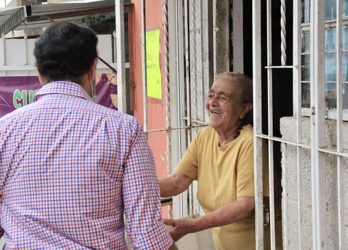 AdolfoMotaH's tweet photo. Hasta el último rincón del #distrito8 seguimos sumando aliados e invitándolos a que juntos construyamos un mejor #Congreso por el bienestar de #Veracruz!

#UnidosSomosMásFuertes https://t.co/3o50V1POHA