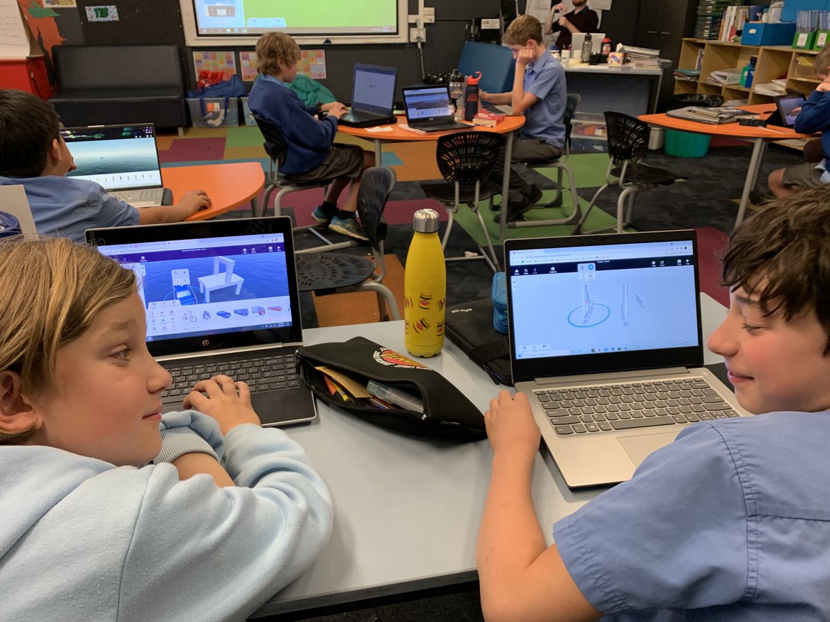 mirandaps6's tweet photo. 5/6R are using CoSpaces to design VR worlds to test their bridge designs in Science. https://t.co/oDtzUpMgzT