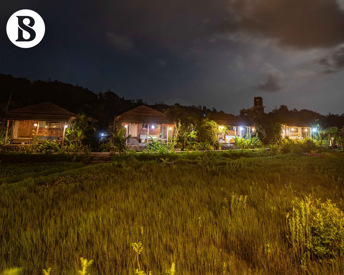 tbsnewsbd's tweet photo. Badly Hit By Pandemic
Photo: Mumit M/TBS
#restaurant #restaurantbusiness #resort #resortbusiness #resortduringpandemic #touristspot #tourism #resortbusinessbangladesh #ongoinglockdown #tourismimposed #moonnestresort #bangladesh #tbsnews https://t.co/gzwP8DkY9v