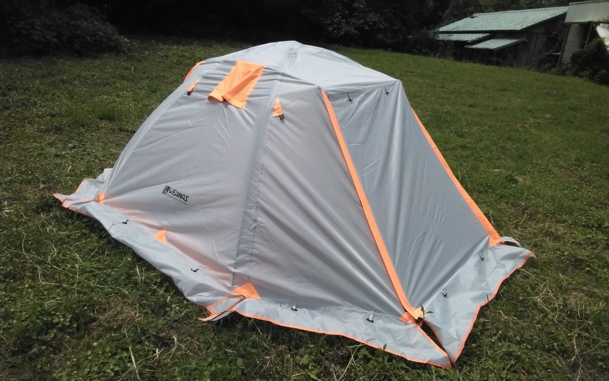 尾上祐一郎 على تويتر 我慢できずに試し張り 2本のリッジポールでインナーテント 前室 後室が広々としてます スカートも大きく巻き上げ 固定可能 残念なのは記載のペグとは違い 安っぽいアルミペグでした 笑 テント 試し張り テントコレクション