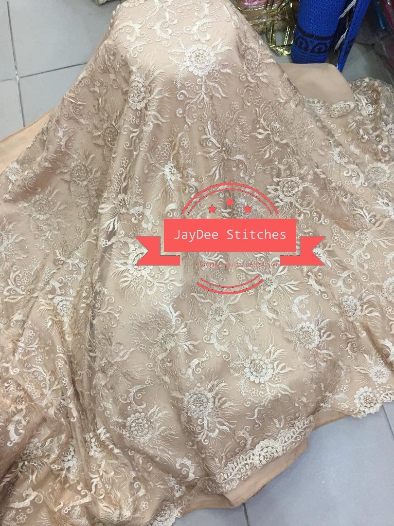 JaydeeStitches's tweet photo. #wednesdaythought #luxuryfabrics #georgeswithtaste #headgear #WednesdayGulfMorning #nigerianwedding #fabricstore #WednesdayMotivation #fashion #laces #fabrics #worldwidedelivery #247service #wegotyoucovered #qualityoverquantity #fabricsinstock #fashiondesigner #branding https://t.co/KWNhsg8ixO
