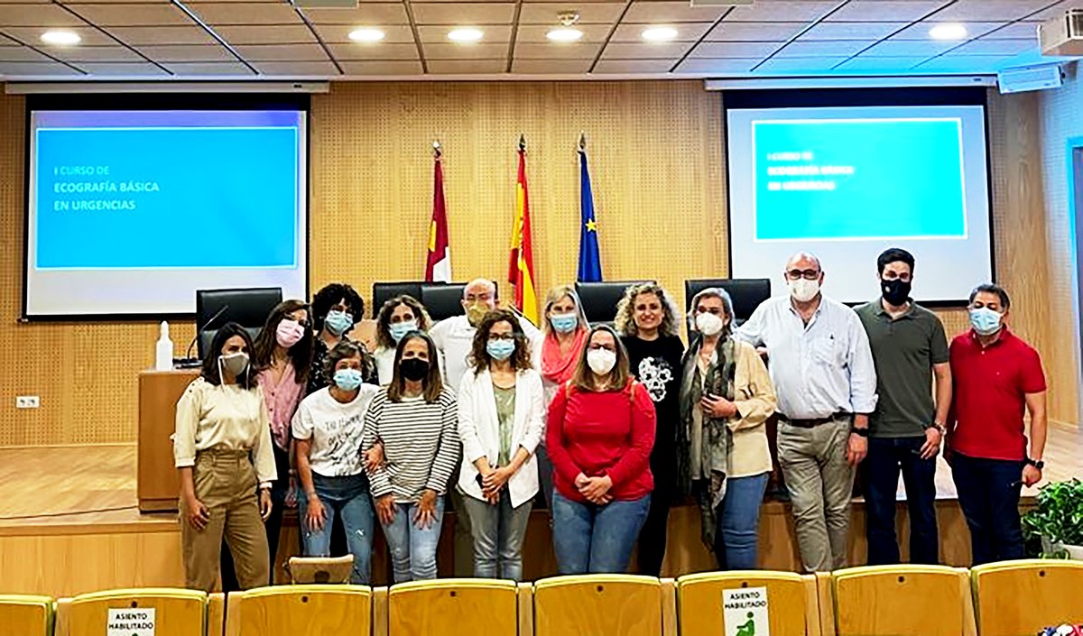 Más de una veintena de facultativos participan en un curso de ecografía básica de Urgencias que ha organizado la Gerencia de Villarrobledo. 
m.facebook.com/story.php?stor…