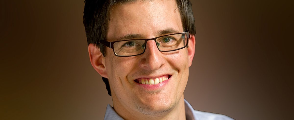 Der technische Fortschritt stellt uns vor Entscheidungen, wo es um die ethische Kernfrage geht: Was sollen wir tun? Wir haben mit Johan Rochel von <a href="/EthixInnovation/">ethix - Lab for Innovation Ethics</a> über #Ethik, #Moral und #Nachhaltigkeit gesprochen. hhm.ch/e-kontakt/roch…