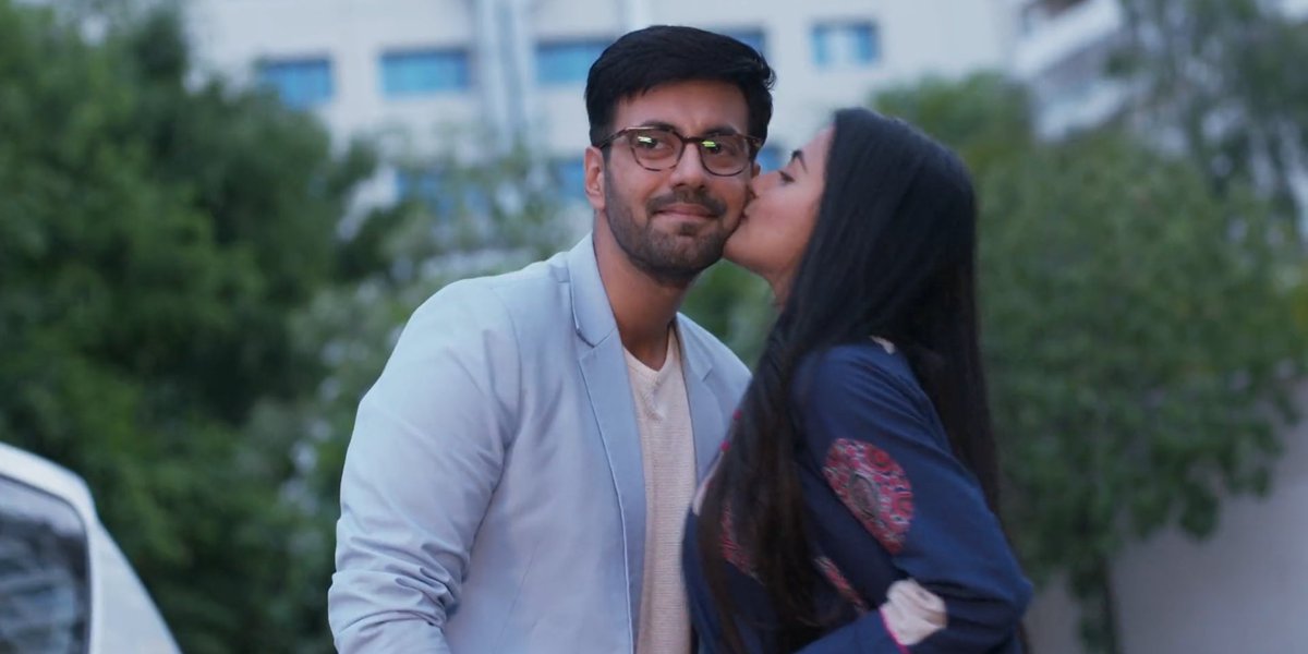 ParodyShaurya's tweet photo. Main idhar plastic laga kar nahana. Ab pata nhi wifey agli kitne mahine baaad de🤧😪

#ShauryaAurAnokhiKiKahani #ShaKhi https://t.co/YYSy3k15iY