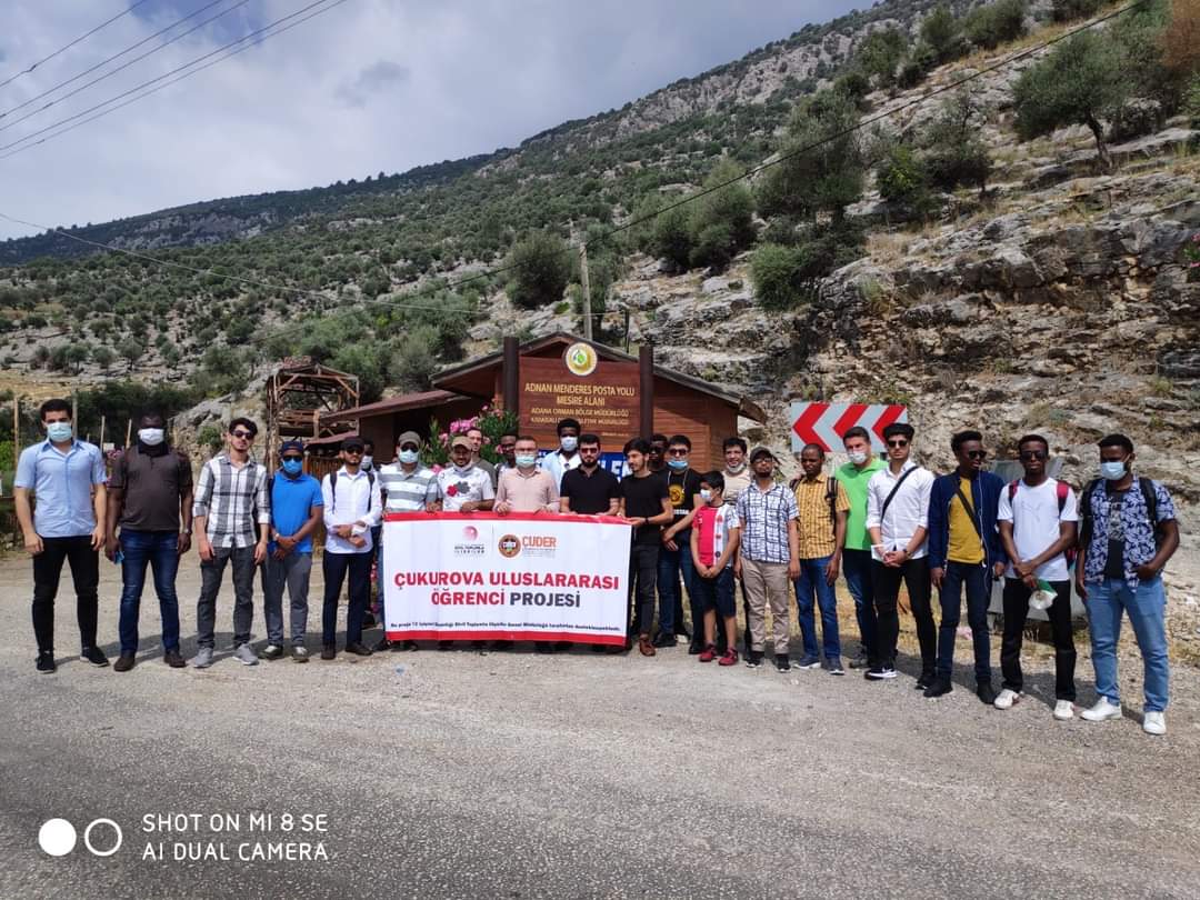 DabanKorkut's tweet photo. ÇUDER olarak, "Çukurova Uluslararası Öğrenci Projesi" kapsamında  Karaisalı Yerköprü, Kapıkaya Kanyonu ve Varda Köprüsü'ne  günübirlik  gezi gerçekleştirdik. 
Sabah bölümünde 2 saat süren kanyon yürüyüşü yapıldı. Final sınavları öncesi motivasyon kaynağı oldu diyebiliriz. https://t.co/K5uci4LTMM