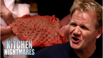 Canadian Confrontation in the Kitchen Puts Gordon Ramsay Off His Octopus https://t.co/uuoQtvW8dl